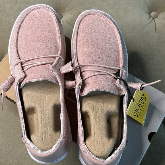 Hey Dude Shoes Hey Dude Shoes Pink Glitter Size New In Box Poshmark